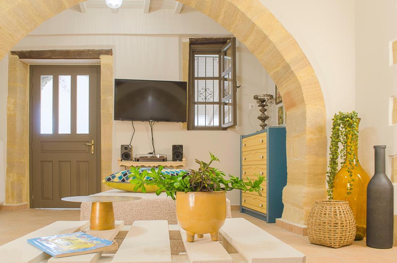 Αρχοντικό Στα Τοπόλια Villa Kalathenai ภายนอก รูปภาพ